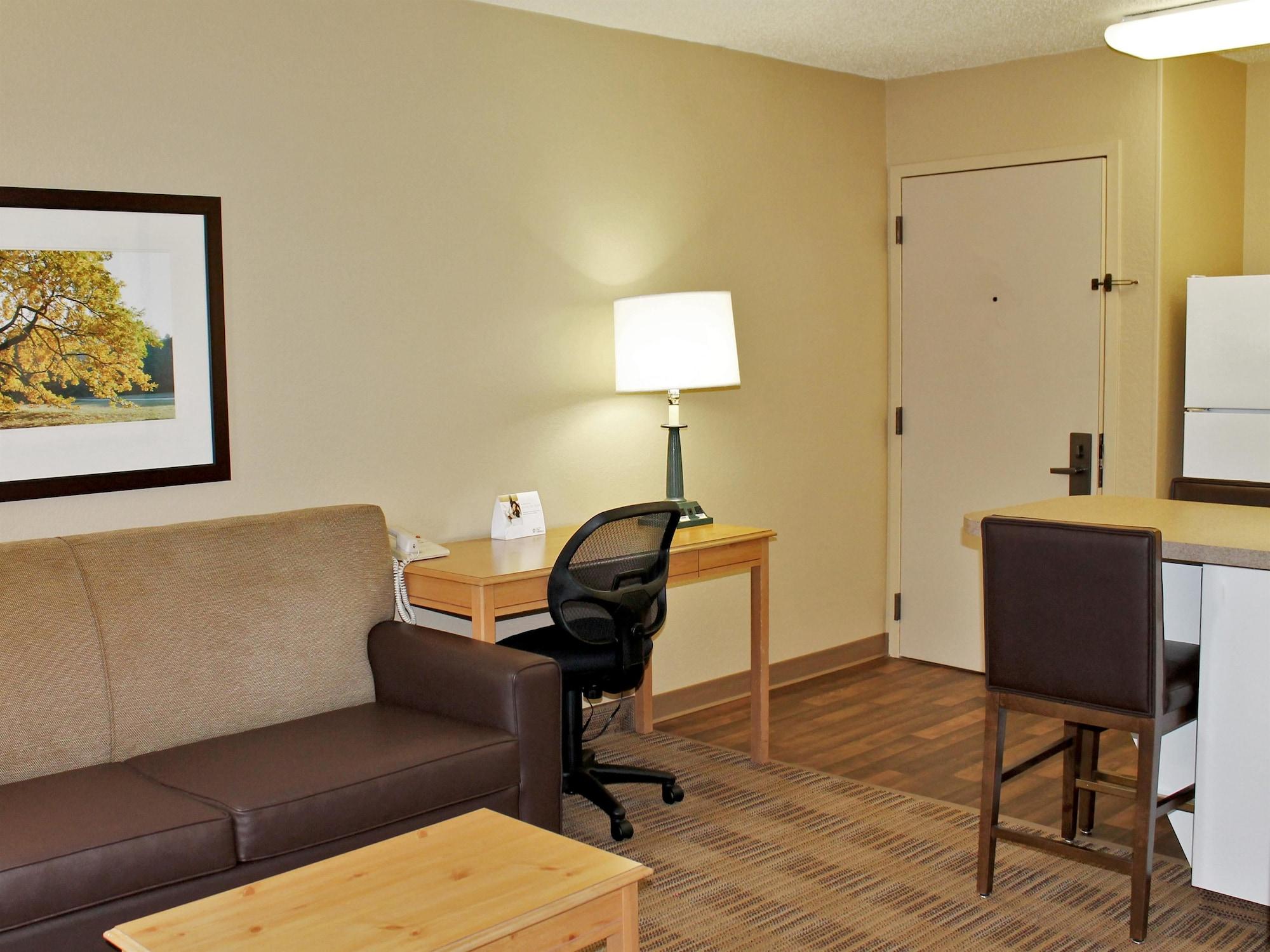 Extended Stay America Select Suites - Jacksonville - Baymeadows Exterior foto
