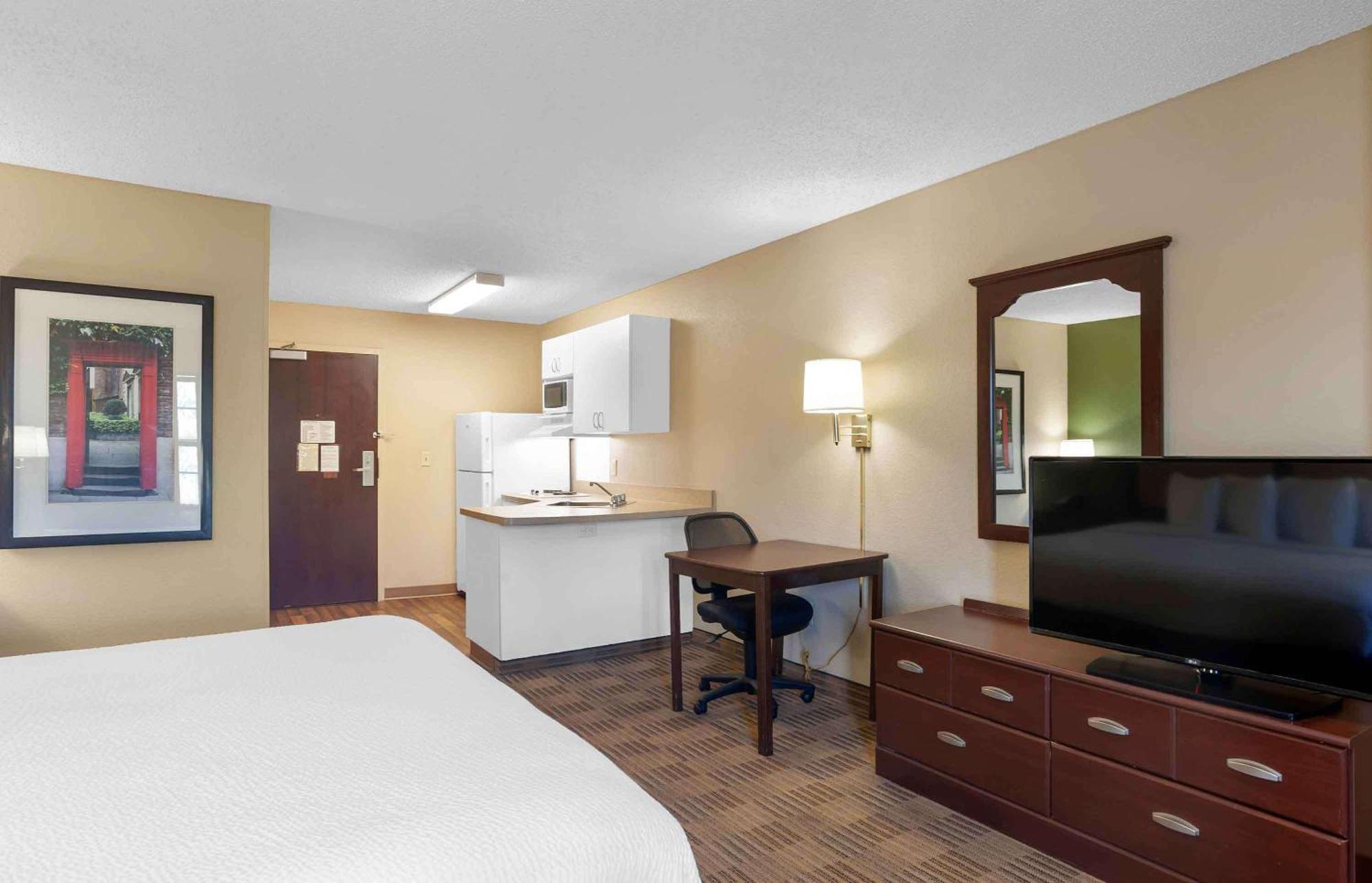 Extended Stay America Select Suites - Jacksonville - Baymeadows Exterior foto