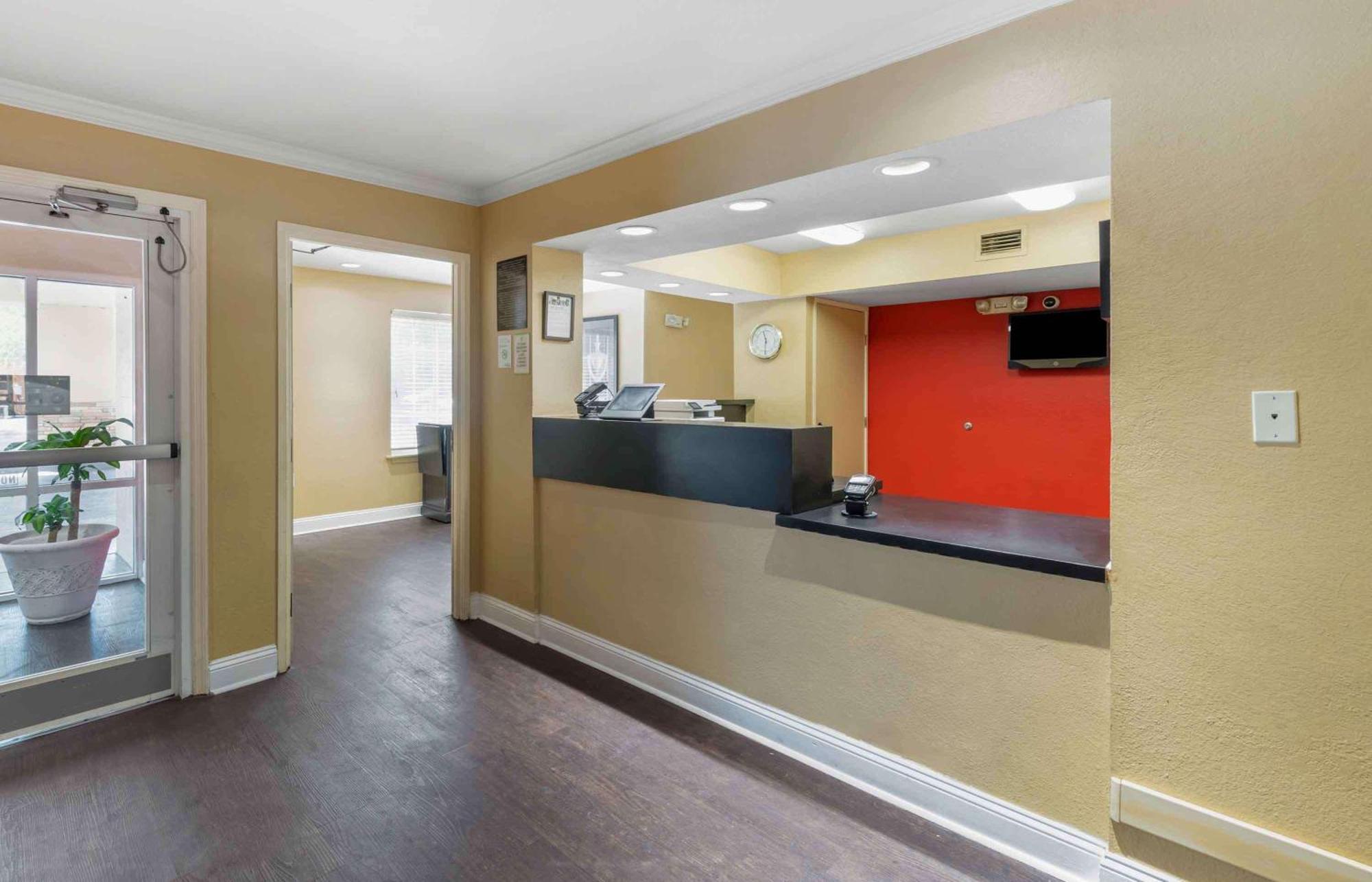 Extended Stay America Select Suites - Jacksonville - Baymeadows Exterior foto